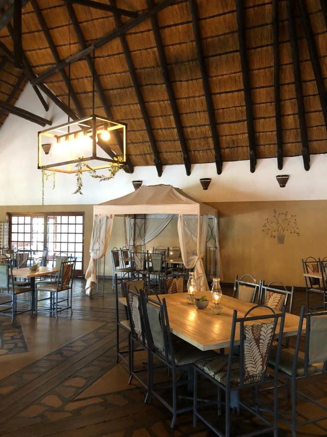 Okahandja Country Hotel Екстериор снимка