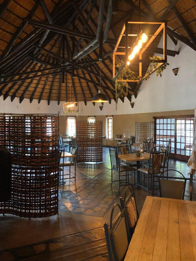 Okahandja Country Hotel Екстериор снимка