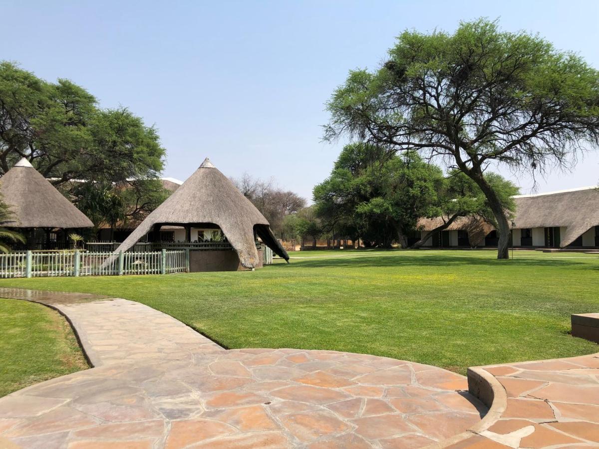 Okahandja Country Hotel Екстериор снимка