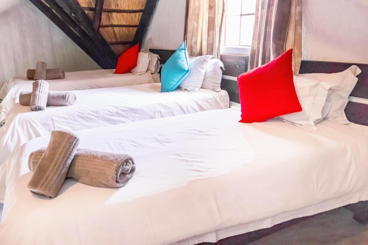 Okahandja Country Hotel Екстериор снимка